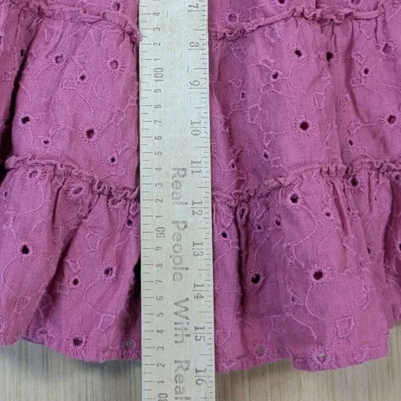American Eagle Womens Pink Eyelet Tiered Mini Skirt Medium Coquette Dainty - Picture 6 of 7